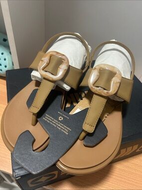Pukka I  La’I T-Bar sandals - Women’s Tan Thong Sandals with Decorative Buckle